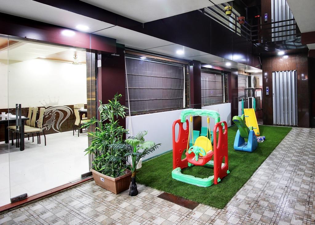 Daksh Hotel And Restaurant Talala 外观 照片