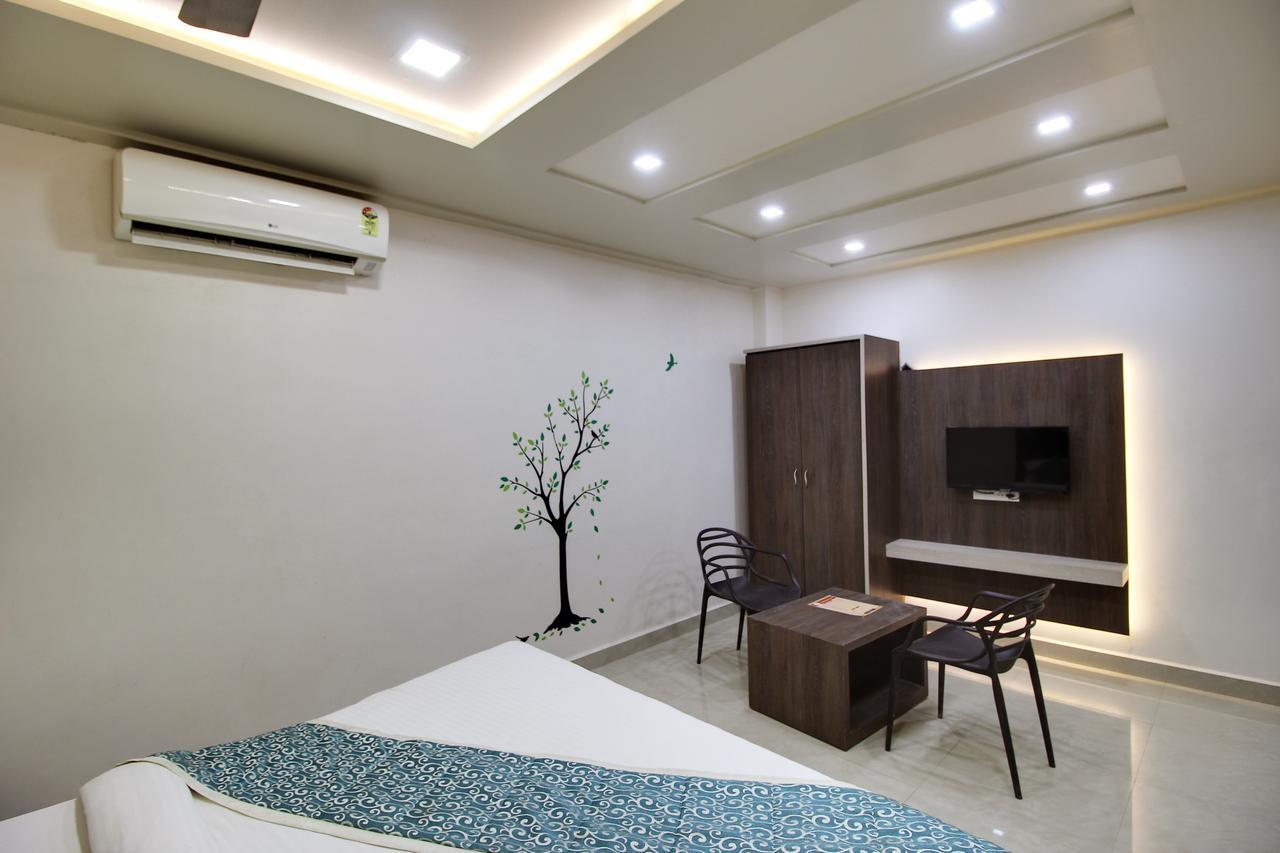 Daksh Hotel And Restaurant Talala 外观 照片